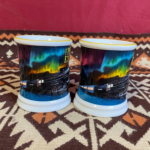 Warner Brothers The Polar Express Set of 2 Christmas 3D Coffee Cocoa Mugs Cups - Picture 4 of 8